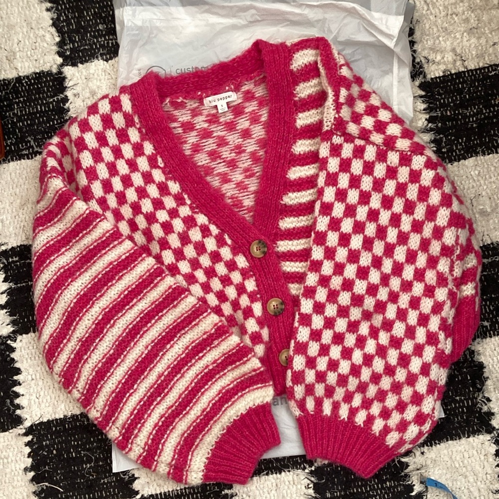 Blu Pepper Pink & White Checkered & Striped Oversized Women's Sweater size small